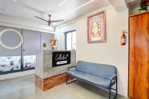 Collection O Prahlad Nagar Road Formerly Hotel Aura Inn