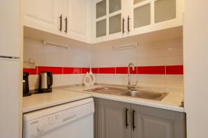 Spacious One Bedroom Apartment