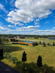 Leśne SPA Borsk Domki z Basenem, Sauną i Balią na Kaszubach nad Jeziorem Wdzydzkim