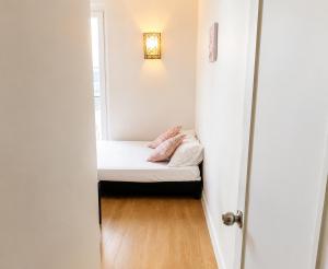 Chambre dans appartement partagé proche de Paris de laéroport dOrly