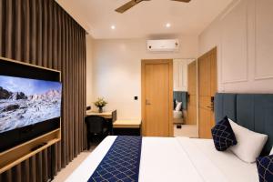 Hotel Shri Govindam Banaras with Parking