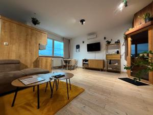 L69 Apartments - Angels Apartment
