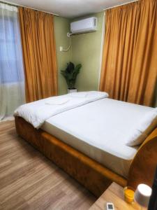 Charshiq Guest House