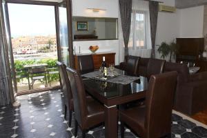 Apartments Romana