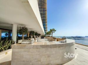 Palm View 1BR with Private Beach Emaar Beachfront