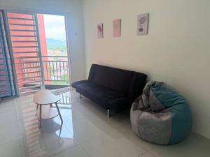 Bright Apartment in Klebang