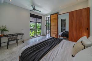 The Jungalow - 2BR Berawa Villa Near Beach, Café del Mar & Padel