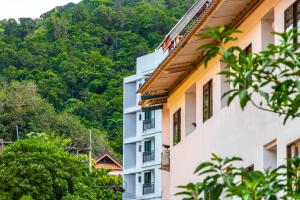 Patong Canal Villa 301
