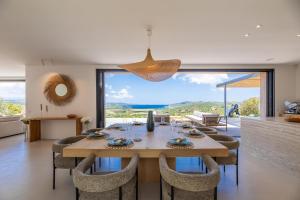 Exceptional Villa in SantAmanza Sea View