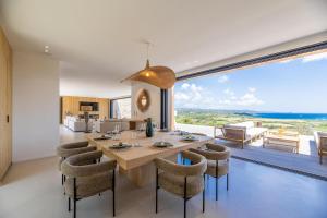 Exceptional Villa in SantAmanza Sea View
