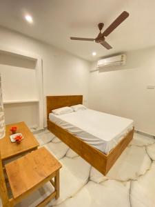 Skandas Residency & Rooms