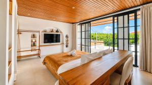 Villa Naikan - Enclosed Modern 3BR, with Private Pool & Sunken Lounge
