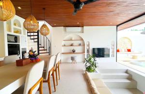 Villa Naikan - Enclosed Modern 3BR, with Private Pool & Sunken Lounge