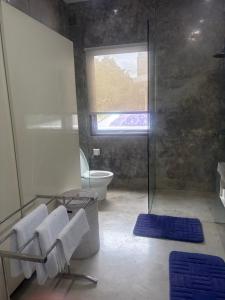 NEW, Modern 1BR, Quiet-Kitchen-Worspace-100Mb