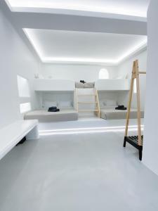 Brand-New Room in the Heart of Chora