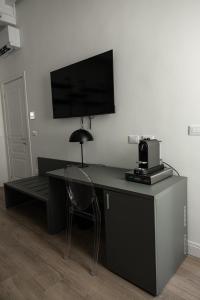 Almea Florence Suites