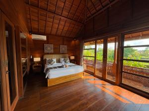 Unique 1BR Wooden Apartment 2nd Floor with Sunset view