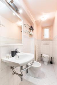 SantAmbrogio Apartment By San Firenze Collection