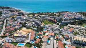 #318 Spacious 2BR Apartment Bright Interiors