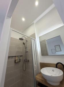 Appartement lumineux climatisé proche rempart