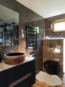 Tinyhouse ATELIÉR u Těrlické přehrady