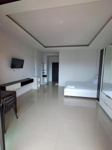 Sleek Modern Studio in Rawai, Phuket