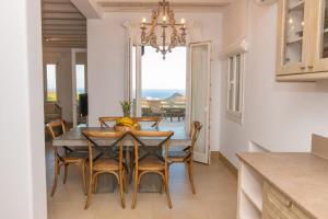 Anemofoto House - Cycladic Villa with Private Pool