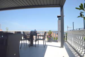 Sea view apartment Landula