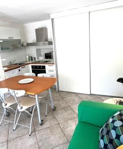 Centrally located two-room apartment in Castiglioncello