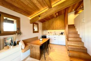 Charming studio with mountain view & balcony