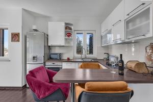 Apartment Viktoria with private pool - Makarska Exklusiv