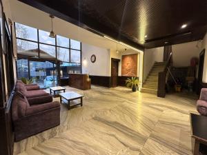 Hotel golden bees gym & spa