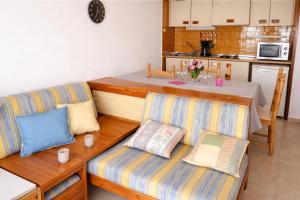 apartamento en primera linea playa ref 285