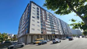 Luxury Apartment 5 min Beach, TGV ,City Mall