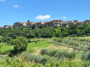 Stylish Tuscan duplex in Casole d Elsa Mensano