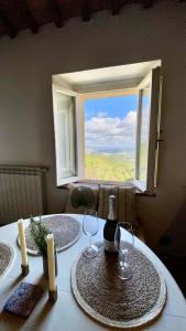 Stylish Tuscan duplex in Casole d Elsa, Mensano