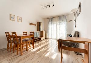 Przymorze Charming Apartment by BookingHost