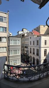 Taksim Square - Deluxe Studio 201