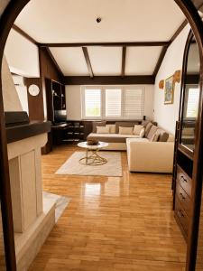 Sea View Family Apartment