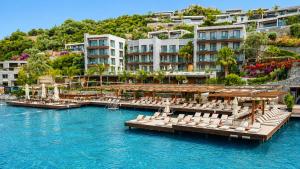 Mare Deluxe Residences & Villas