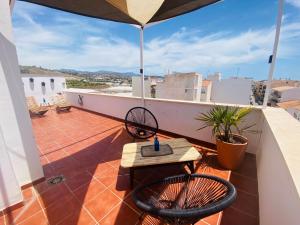 Duplex with private Rooftop and views