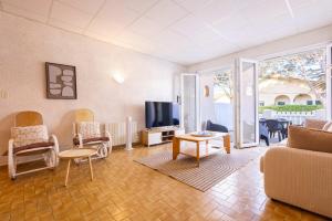 Single-storey apartment for 6 people in Valras-Plage close to the sea