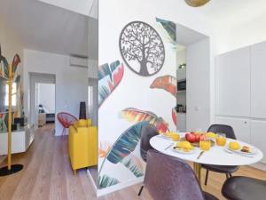 Vita Portucale ! Ajuda Muse with Terrace & AC