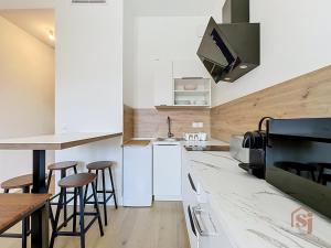 Bright Studio Flat - City Center - AirConditioning