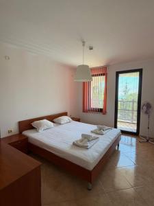 Delfin Port Apartments - Prime Location & Parking & Pet Friendly