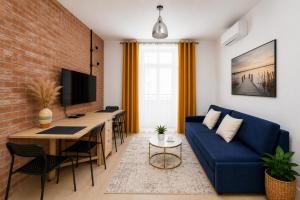 Quiet Apartment • 1BR • Old Town • AC & Elevator