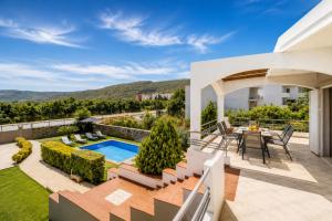 Villa Morea With Pool Near Chania City