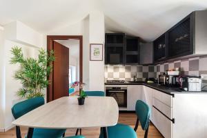 Napoleona Loft by Quokka 360 - At the foot of the city