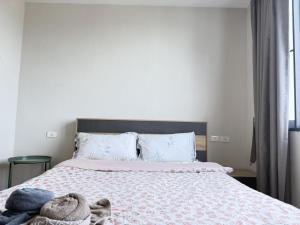 Luxury Pool Residence Ratchada Bangkok