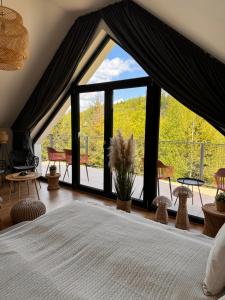 Domki Dwa jelonki - balia z jacuzzi i sauna